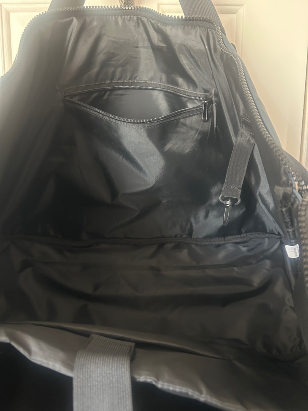 DUCHAMP Lg Navy Blue Travel Duffle Bag - rubberized tote - Picture 4 of 6
